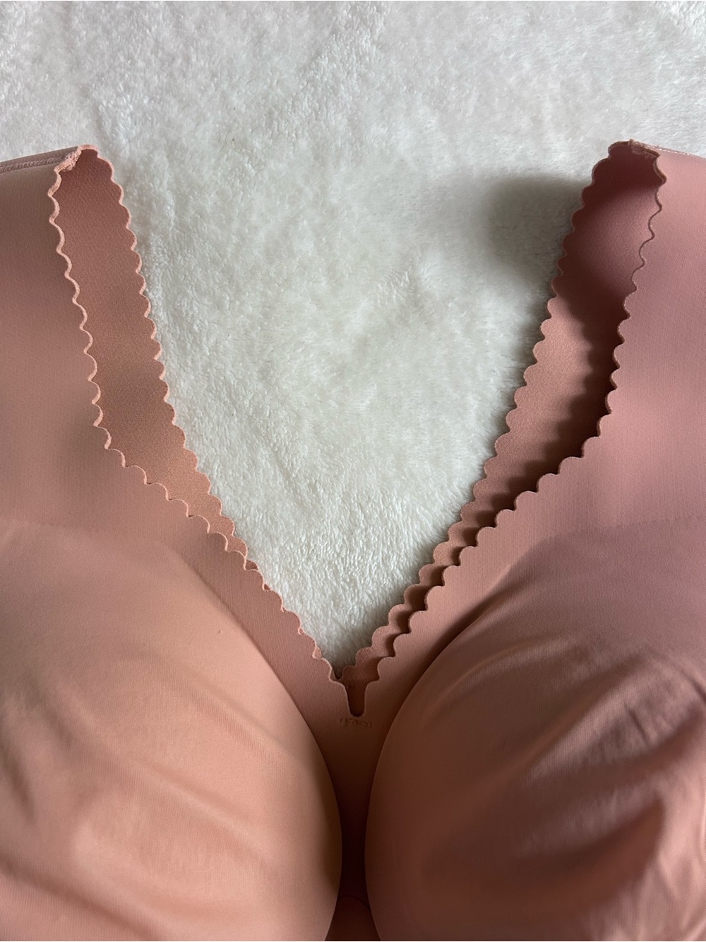 The Evelyn Bra by Evelyn & Bobbie Seamless Push Up Scalloped Edge Medium - Picture 4 of 8